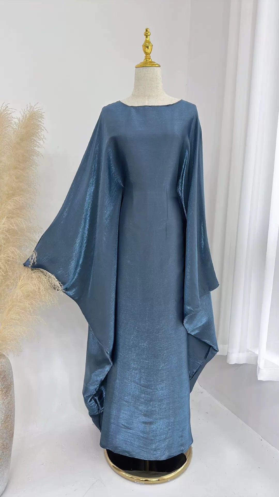 "SATIN NIGHTS" ABAYA