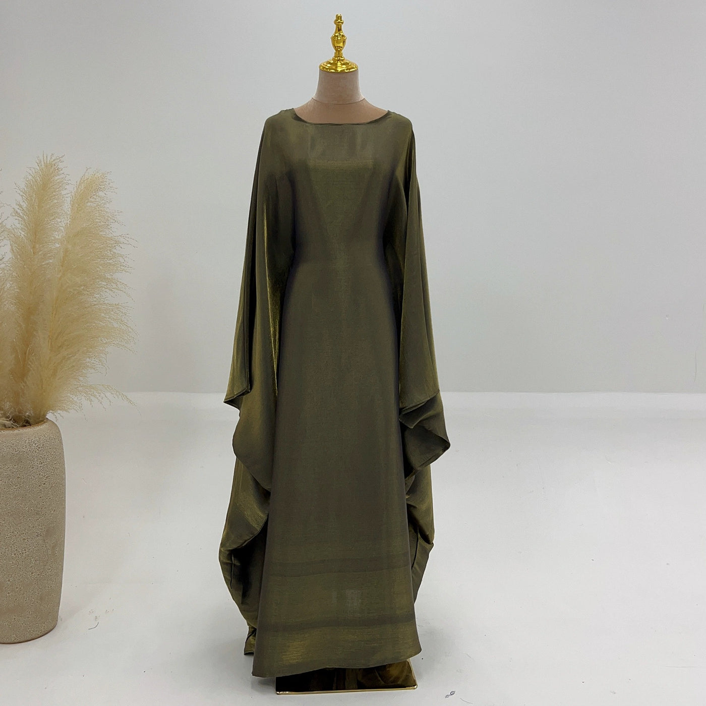 "SATIN NIGHTS" ABAYA