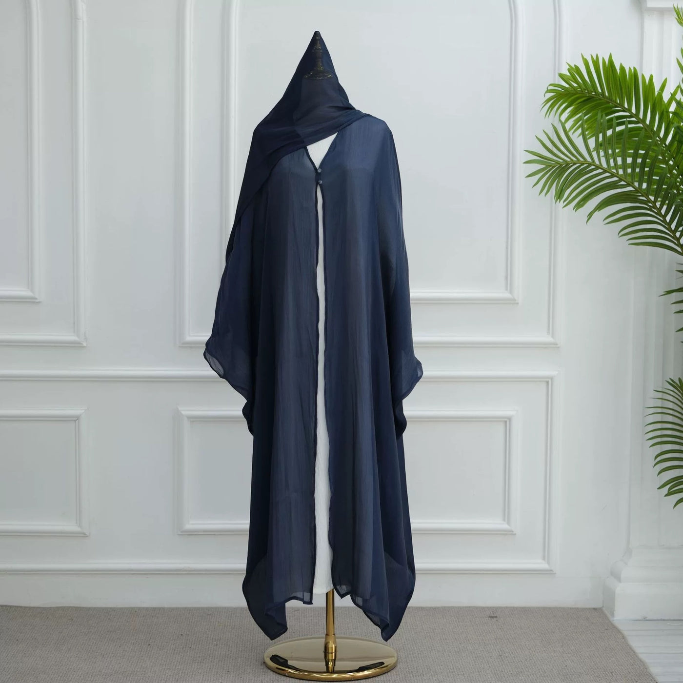 ELEGANTE ABAYA MIT TUCH